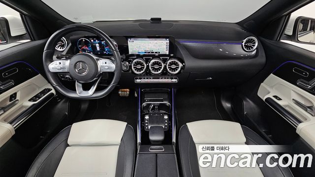 Mercedes-Benz GLA-Class GLA250 4MATIC
