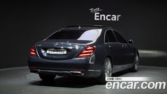 Mercedes-Benz S-Class S560L 4MATIC