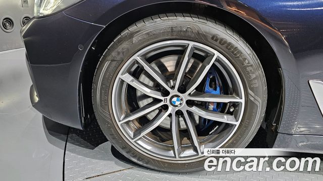 BMW 5-Series 520i M Sport