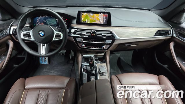 BMW 5-Series 520i M Sport