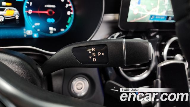 Mercedes-Benz GLC-Class GLC300e 4MATIC