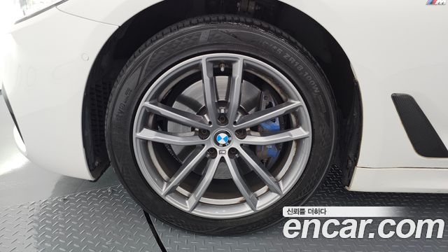 BMW 5-Series 530i M Sport Package
