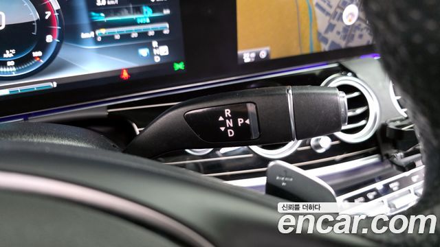 Mercedes-Benz E-Class E400 4MATIC Exclusive