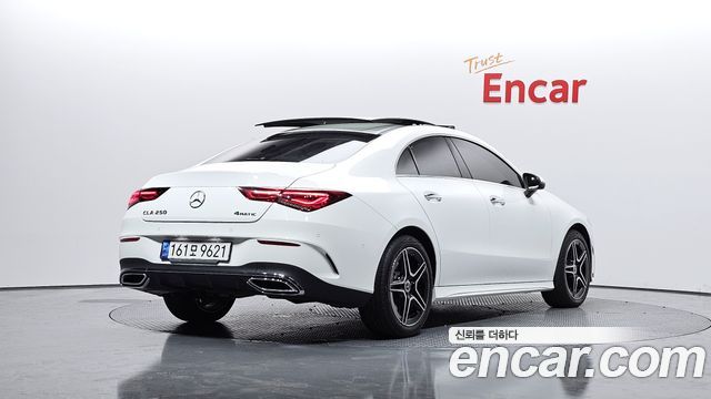 Mercedes-Benz CLA-Class CLA250 4MATIC