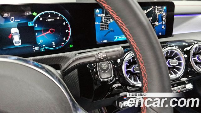 Mercedes-Benz CLA-Class CLA250 4MATIC