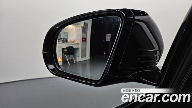 Mercedes-Benz E-Class E200 Avantgarde