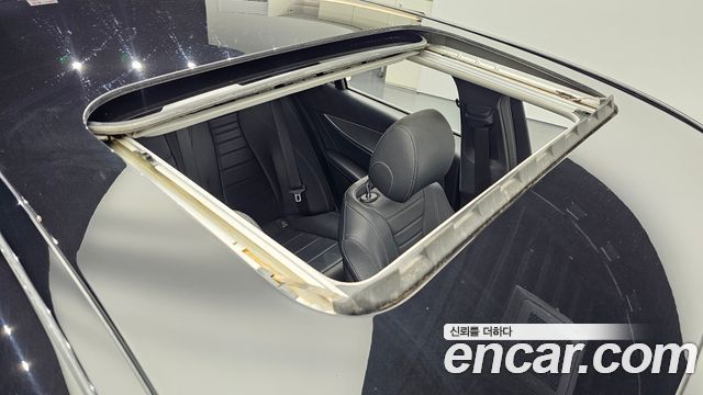 Mercedes-Benz E-Class E200 Avantgarde