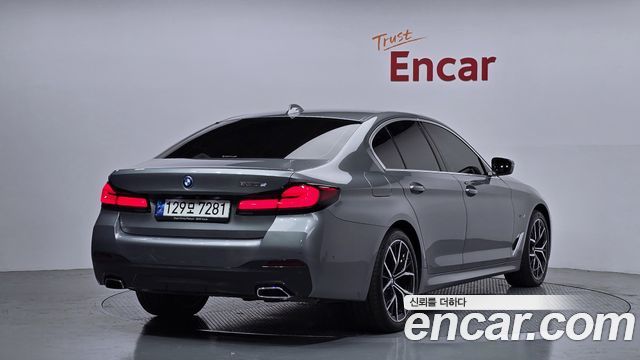 BMW 5-Series 530e M Sport
