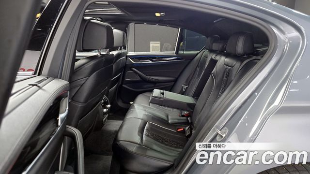 BMW 5-Series 530e M Sport