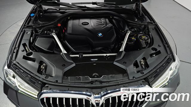 BMW 5-Series 520i M Sport