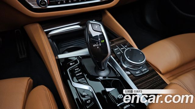 BMW 5-Series 520i M Sport