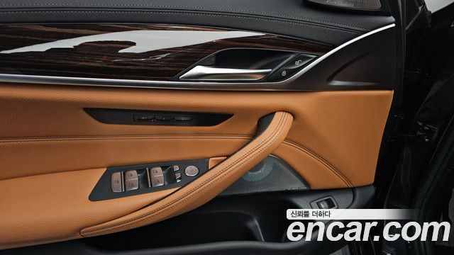 BMW 5-Series 520i M Sport