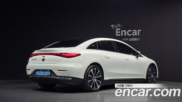 Mercedes-Benz EQE EQE350+