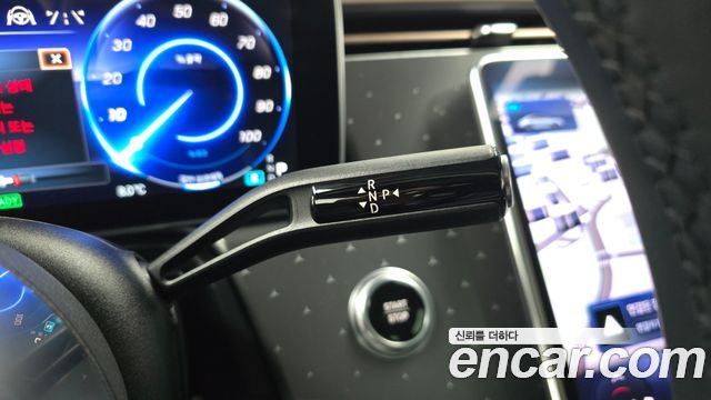 Mercedes-Benz EQE EQE350+