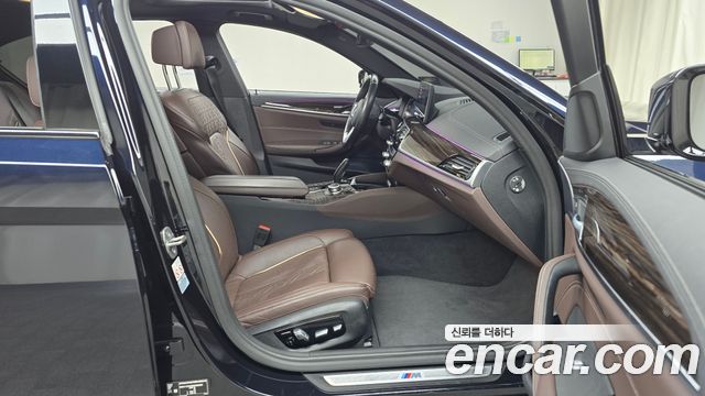BMW 5-Series 523d M Sport