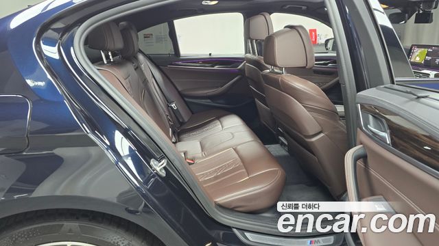 BMW 5-Series 523d M Sport