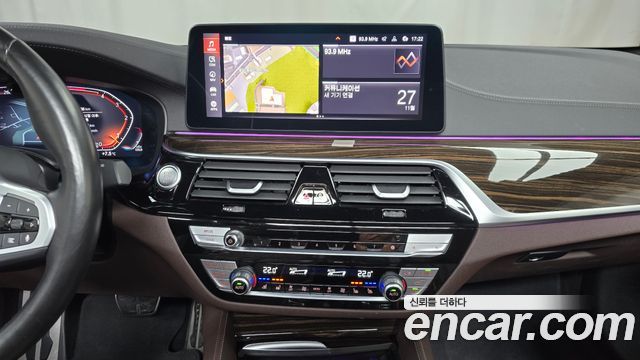 BMW 5-Series 523d M Sport