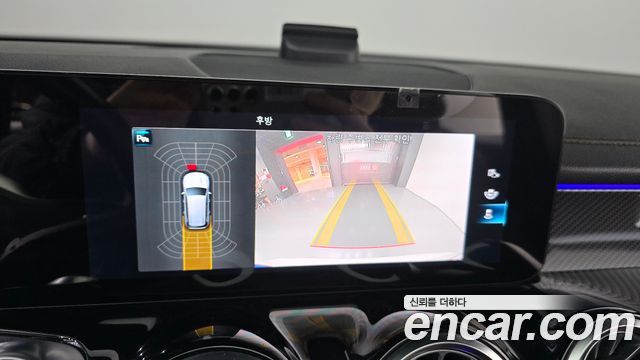 Mercedes-Benz GLB-Class AMG GLB35 4MATIC