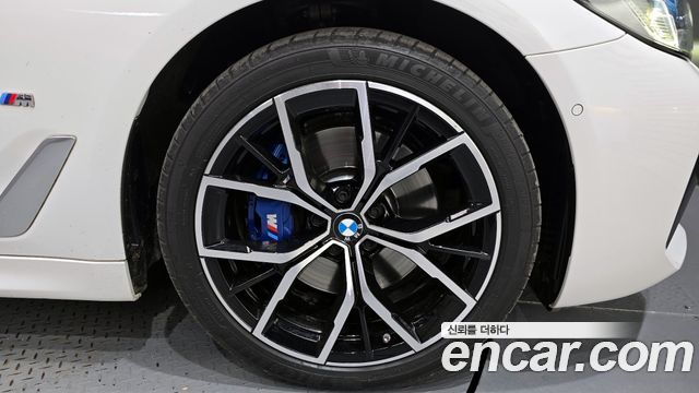 BMW 5-Series 530i xDrive M Sport Package
