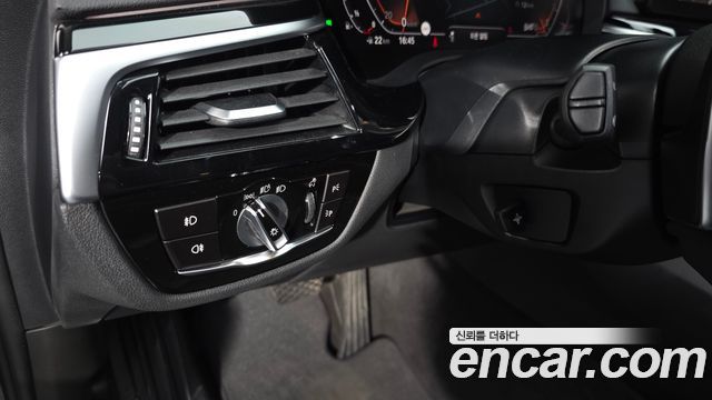 BMW Gran Turismo 630i xDrive Luxury