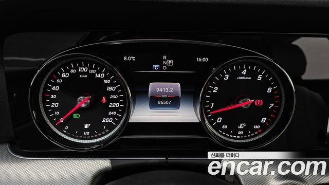 Mercedes-Benz E-Class E200 Avantgarde