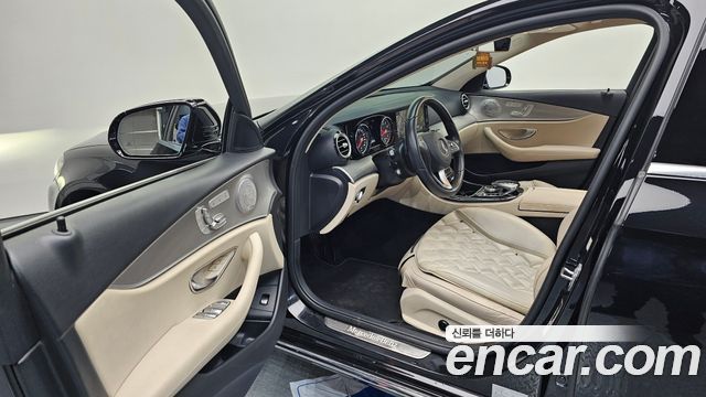 Mercedes-Benz E-Class E200 Avantgarde