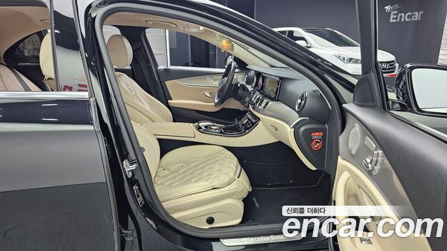 Mercedes-Benz E-Class E200 Avantgarde