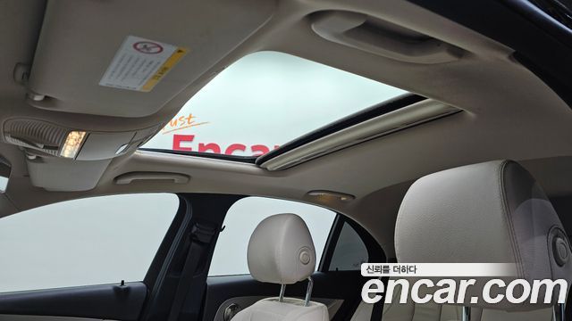 Mercedes-Benz E-Class E200 Avantgarde