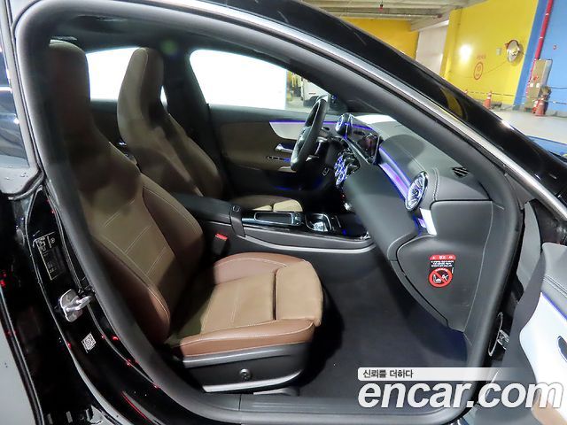 Mercedes-Benz CLA-Class CLA250 4MATIC