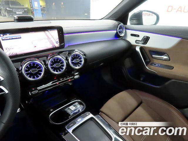 Mercedes-Benz CLA-Class CLA250 4MATIC