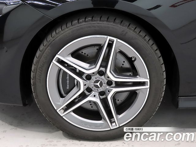 Mercedes-Benz CLA-Class CLA250 4MATIC