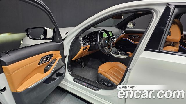 BMW 3-Series 330i xDrive M Sport