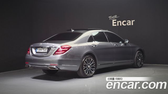 Mercedes-Benz S-Class S560L 4MATIC