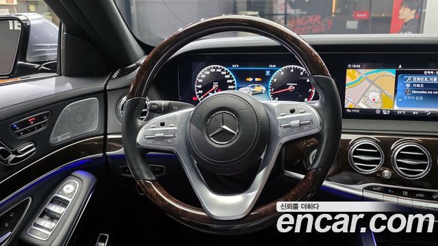 Mercedes-Benz S-Class S560L 4MATIC