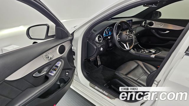 Mercedes-Benz C-Class C200 AMG Line