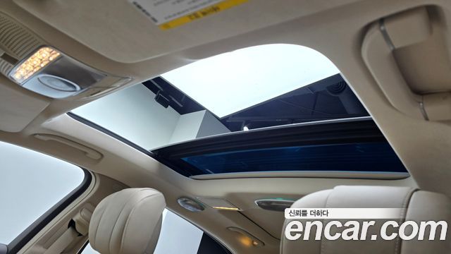 Mercedes-Benz S-Class W222 Maybach S560 4MATIC