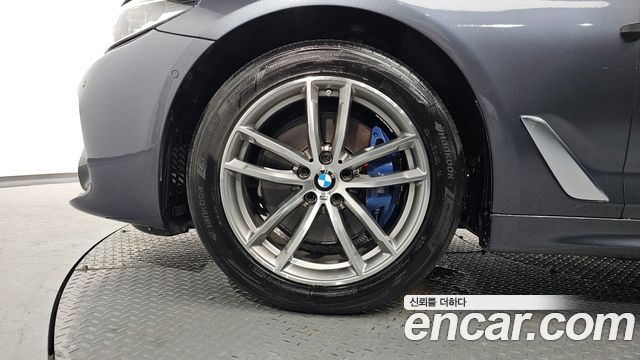 BMW 5-Series 530i M Sport Package