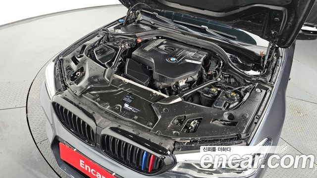 BMW 5-Series 530i M Sport Package