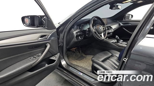 BMW 5-Series 530i M Sport Package