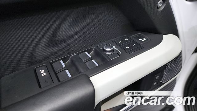 Land Rover Defender 110 D300 HSE