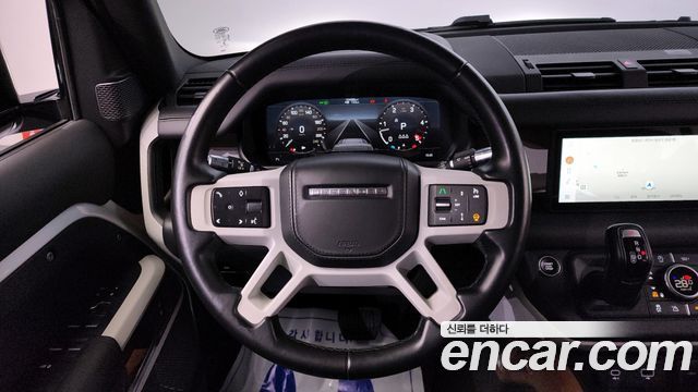 Land Rover Defender 110 D300 HSE