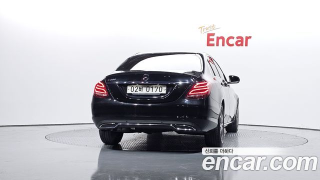 Mercedes-Benz C-Class C200 Avantgarde