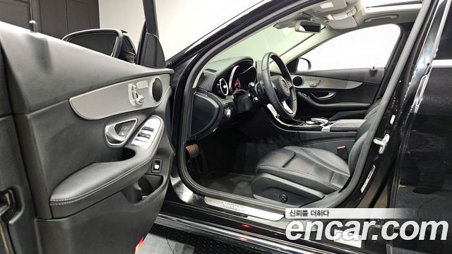 Mercedes-Benz C-Class C200 Avantgarde