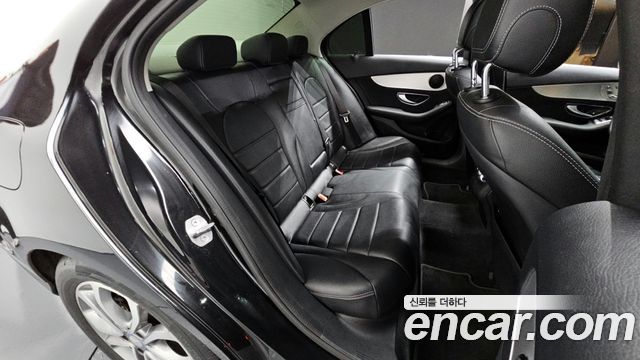 Mercedes-Benz C-Class C200 Avantgarde