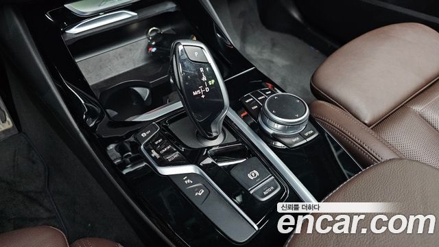 BMW X3 xDrive 20i M sports Online Exclusive Edition