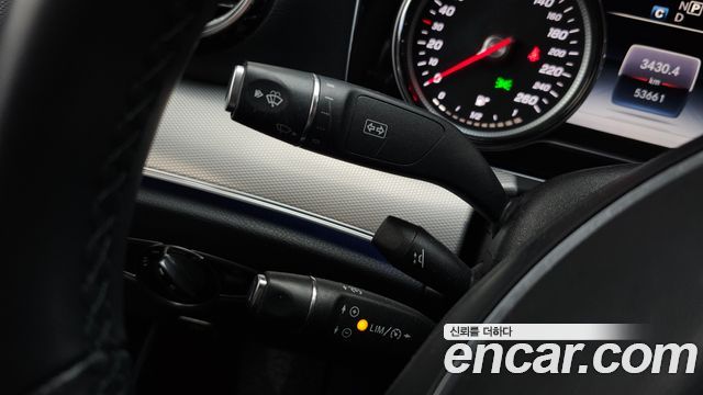Mercedes-Benz E-Class E200 Avantgarde