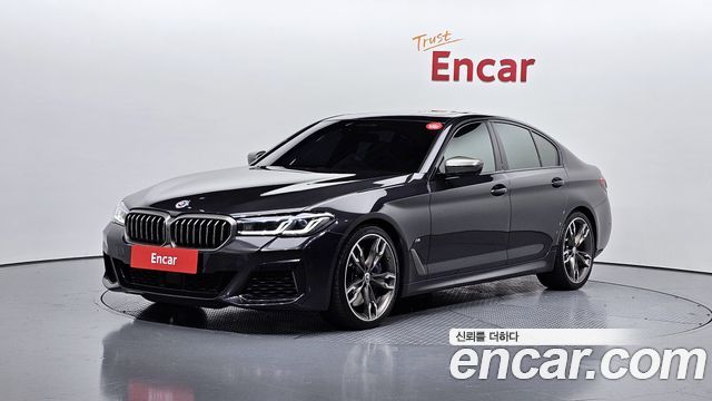 BMW 5-Series M550i xDrive