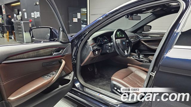 BMW 5Series (G30) 530d M Sport Package