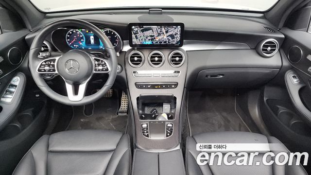 Mercedes-Benz GLC-Class GCL300 4MATIC Coupe