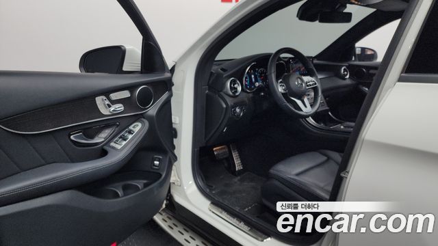 Mercedes-Benz GLC-Class GCL300 4MATIC Coupe